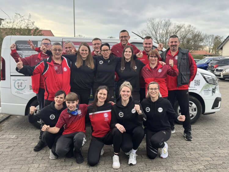 ESV Lok Elsterwerda feiert Staffelsieg; ESV Lok Elsterwerda