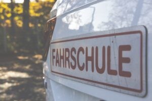 Brandenburg begrüßt Pläne für günstigeren Führerschein