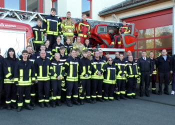 29 Feuerwehranwärter schließen Grundausbildung in Lauchhammer ab
