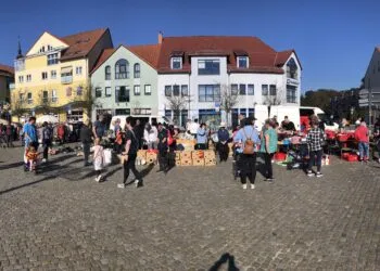 Flohmarkt-Flair kehrt zurück auf Sprembergs Marktplatz