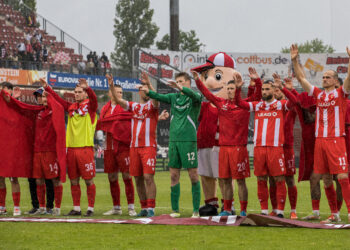 Enttäuschung & Dankbarkeit: Die FCE-Stimmen nach verpasster Relegation