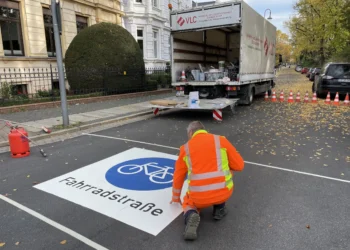 Cottbus kontrolliert Radverkehr im Park an der Puschkinpromenade