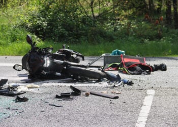64-Jähriger nach schwerem Motorradunfall bei Heinersbrück gestorben