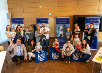 Willkommen, kleine Schwarzheider: Stadt feiert jüngste Neubürger