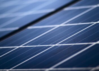 Technische & rechtliche Fragen bei Balkonkraftwerken mit alten Zählern