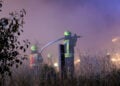 Strohballen in Schöllnitz brannten; Foto: Blaulichtreport Lausitz