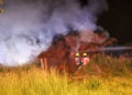 Strohballen in Schöllnitz brannten; Foto: Blaulichtreport Lausitz