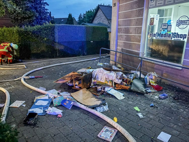 Zimmerbrand in Großräschen; Foto: Blaulichtreport Lausitz
