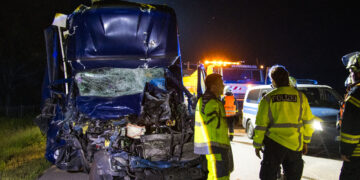 Verkehrsunfall auf der A13 zwischen Duben und Lübbenau; Foto: Blaulichtreport Lausitz