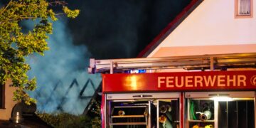 Stallbrand in Lauchhammer; Foto: Blaulichtreport Lausitz