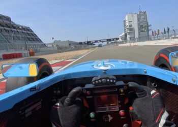 Lausitzer Rennfahrer Clausnitzer zweimal auf Platz zwei am Nürburgring