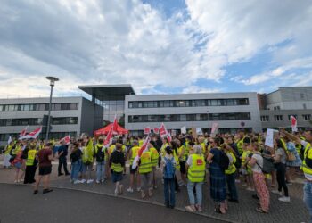 Warnstreik am Uniklinikum Cottbus hat begonnen