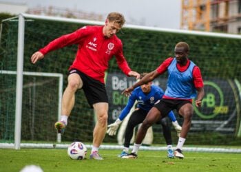 Leihe perfekt! FC Energie Cottbus holt Verteidiger Dennis Duah