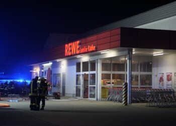 Brand in REWE-Markt in Senftenberg. Technischer Defekt vermutet