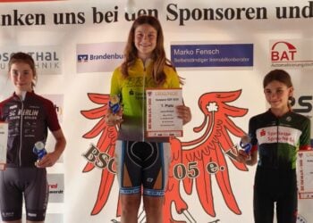 Gold für Anna Siewert – Endspurt-Talent stark beim Zeitfahren in Kotzen