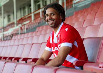 Energie Cottbus verpflichtet Linksverteidiger Leon Guwara