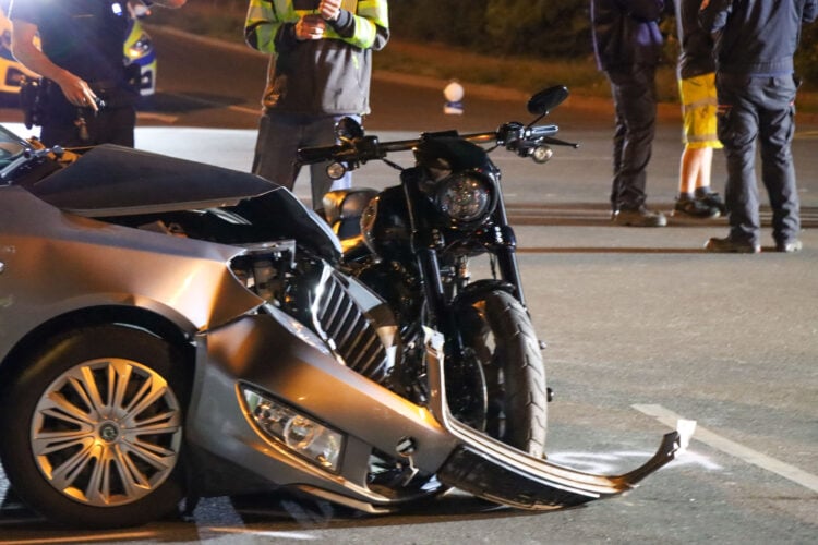 Unfall in Cottbus am Freitagabend; Foto: Blaulichtreport Lausitz