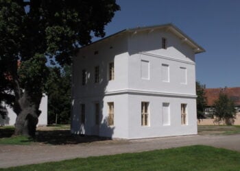 Sanierung am Ostturm der Orangerie in Lauchhammer abgeschlossen