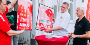 LHC Cottbus stellt neue Trikotpartner ROTEC und BAUTEC vor