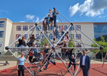 Neuer Hort der Senftenberger Regenbogen-Grundschule eröffnet