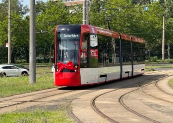 Neue Straßenbahnen starten in Cottbus in den Probebetrieb