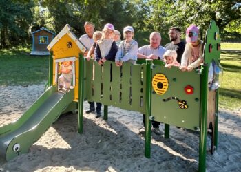 Kita „Sonnenschein“ in Meuro weihte neue Spielanlage ein