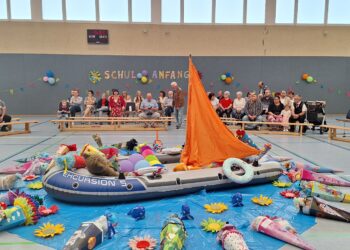 Zuckertüten & Brotbüchsen für 198 Schulanfänger in Senftenberg