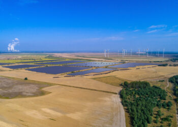 LEAG-Solarprojekt Bohrau: Bauarbeiten für ersten Abschnitt laufen