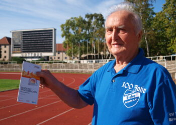 Von Sprint bis Schwimmen: Sportabzeichen-Tag in Cottbuser Stadion