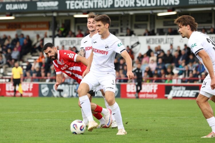 SC Verl - FC Energie Cottbus; Foto: Christiane Weiland