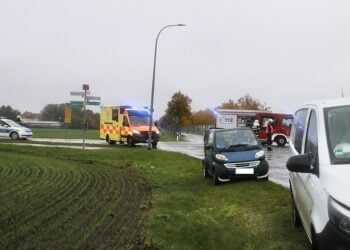 Drei Verletzte bei schwerem Unfall auf Forster Nordumfahrung