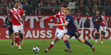 Energie Cottbus unterliegt RB Leipzig 1:4. Todesfall überschattet Spiel