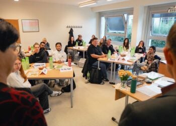 Über 300 Azubis starten ihre Gesundheitskarriere an Cottbuser Uniklinik