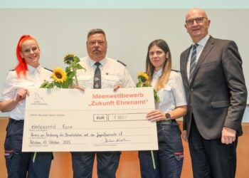 Freiwillige Feuerwehr Finsterwalde erhält Preis für „Zukunft Ehrenamt“