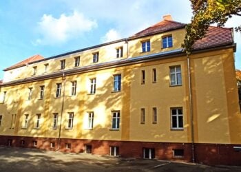 Neues Haus für Kinder- & Jugendhilfe am FamilienCampus Lausitz eröffnet