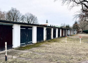Lübben kündigt über 1.000 Garagenpachtverträge. Mietvertrag per Antrag