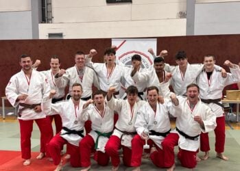 Foto: Team Lausitz wird Vize-Landesmeister und verlegt den Titelgewinn ins nächste Jahr. / Quelle: KSC Asahi Spremberg