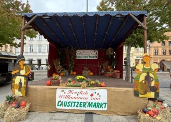 Lausitzer Herbstmarkt bringt Herbstzauber in die Cottbuser Innenstadt