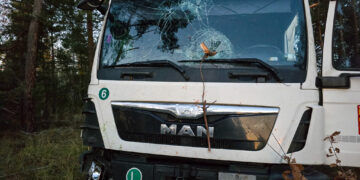 Lkw kracht auf Stauende: Schwerer Unfall auf der A13 bei Schwarzheide