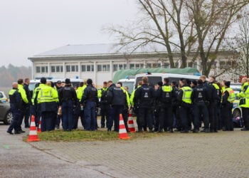 Polizei führte großangelegte Verkehrskontrolle bei Lindchen durch