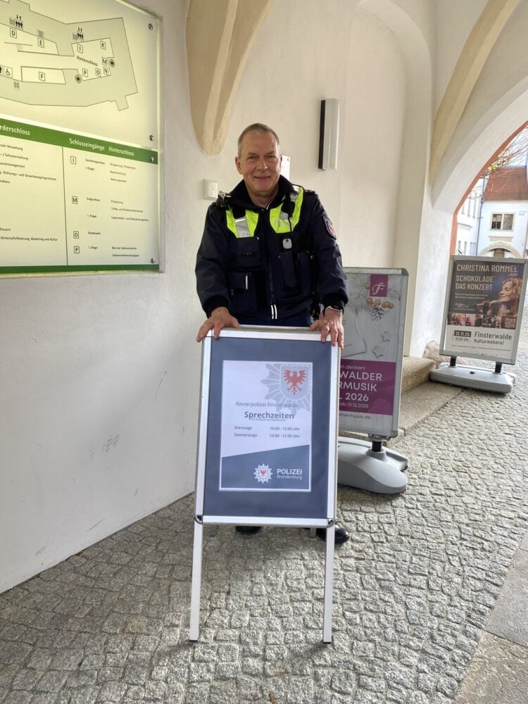 Polizei Finsterwalde/Frau Müller