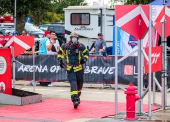 Titel verteidigt! Cottbuser Feuerwehrmann erneut Weltmeister