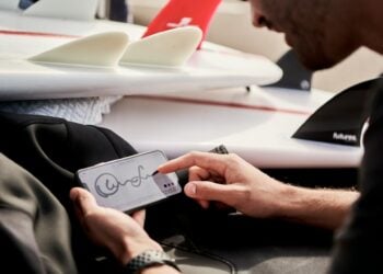 Abbildung 1: Eine digitale Signatur hilft im digitalen Geschäftsalltag und macht das Geschäftsleben einfacher. Bildquelle: @ Docusign / Unsplash.com