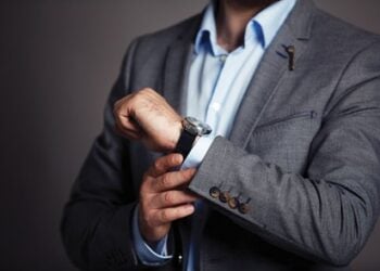 Zeitlose Kunst der Präzision: Hochwertige Uhren mehr als nur Accessoire