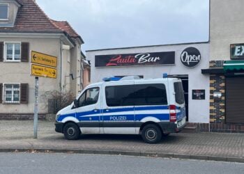 Großrazzia gegen organisierte Kriminalität in Südbrandenburg & Sachsen