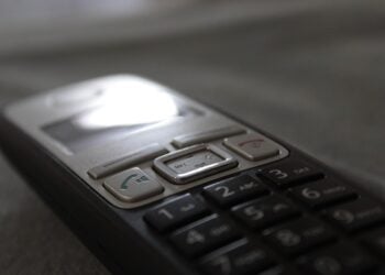 Betrug in Forst: Schockanruf bringt Frau um 15.000 Euro