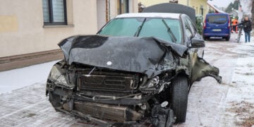 Verkehrsunfall mit zwei Verletzten auf Madlower Hauptstraße in Cottbus