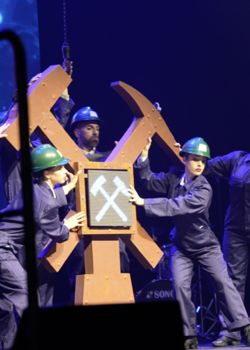 Premiere der "Glück auf! Barbara Show" in Schwarze Pumpe, Foto: Niederlausitz aktuell