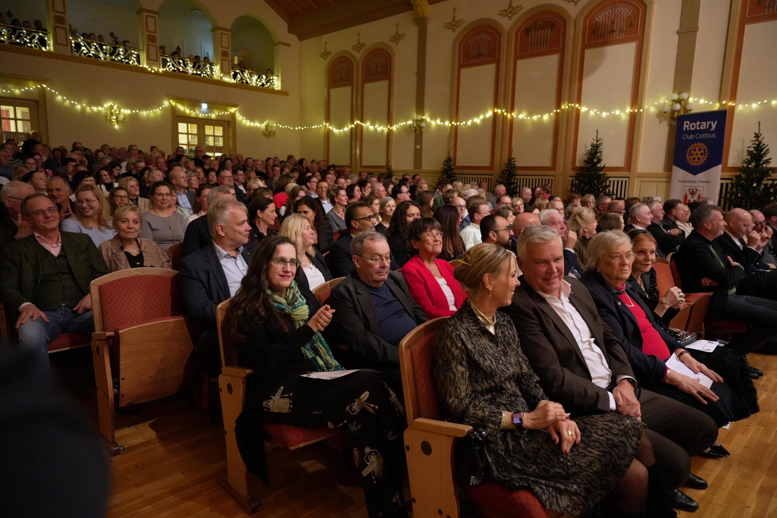 Ausverkauftes Weihnacfhtskonzert des Rotary Club Cottbus