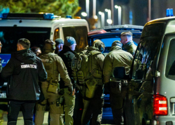 SEK-Einsatz und Festnahme nach Nachbarschaftsstreit in Cottbus